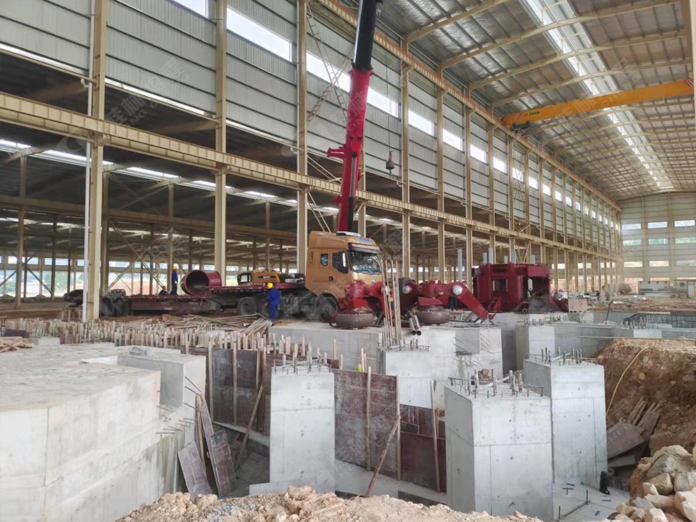 購鴻程9臺1700HLMX輥式超細(xì)立磨機(jī)！客戶信任能讓人從心底感受到掉淚的溫暖!