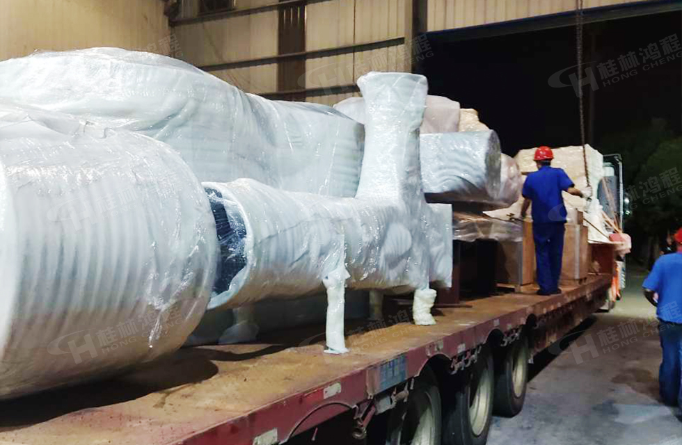 【發(fā)貨】海內(nèi)外訂單火爆，大批鴻程設(shè)備奔赴全球！